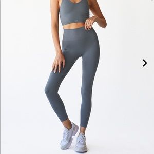 SET active sculptflex legging in slate